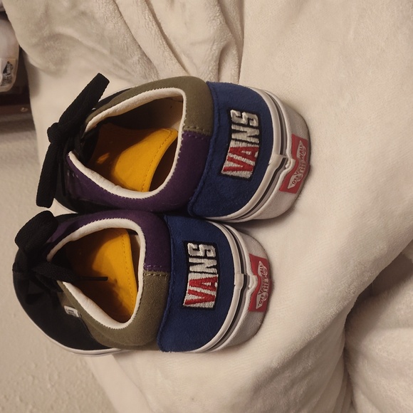 Specialized vans size 8 women - Picture 2 of 4